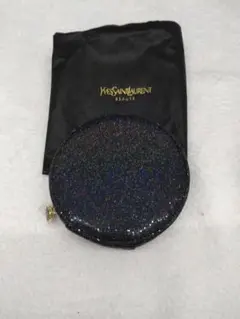 (2) Yves Saint Laurent ブラックグリッターポーチ