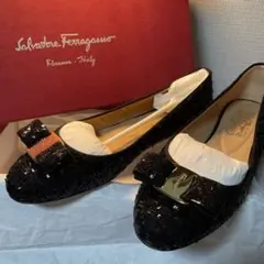 【値下げ不可】Salvatore Ferragamo フラットシューズのサムネイル