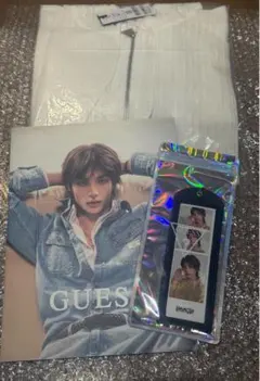 GUESS ジップアップニットフーディー 白 ホワイト Sサイズ ヒョンジン