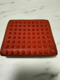 Christian Louboutin スタッズ二つ折り財布 オレンジ　ルブタン
