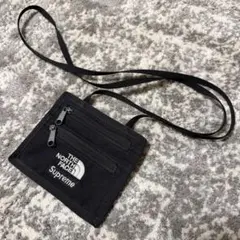 人気✨ THE NORTH FACE / Supreme コインケース ブラック