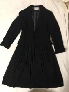 ブラックワンピーススーツ、プリーツスカートジャケット付き　13号サイズ3点セット