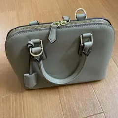 ペレンネ　バッグ