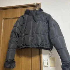 ブラック クロップドダウンジャケット