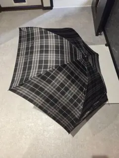 BURBERRY 折りたたみ傘 チェック柄 ブラック系 一部ほつれあり