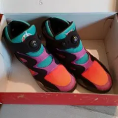 美品ちょっと足底難ありReebokポンプシューズ