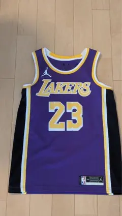 LAKERS LeBron James 23 ユニフォームのサムネイル