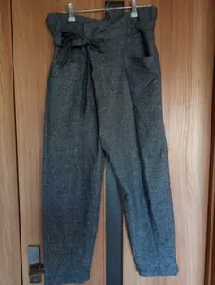ZARA ザラ TRAFALUC　グレーパンツ　ウエストリボン調節　カシュクール