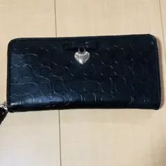 COACH ブラック 長財布 エンボス加工