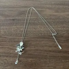 INDIVI ネックレス　ビジューアクセサリーのサムネイル