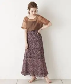 who's who Chicoフーズフーチコ　花柄シャーリングフレアスカートのサムネイル