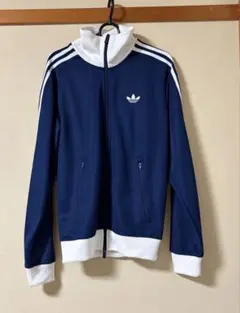 adidas ネイビー ジップアップジャケット