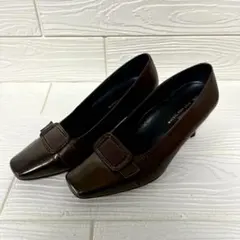79 ワコールフットウェア ココチ パンプス エナメル パンプス 23cmのサムネイル