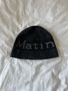 Matin Kim ブラック ニット帽 ロゴ入り