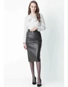 レザースカート ひざ丈スカート