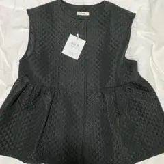 ベスト　ジレ　ブラック　黒　韓国　シンプル　キルティングベスト　タグあり