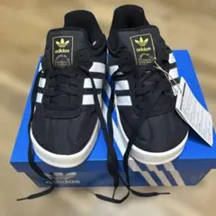 adidas キッズ スニーカー 黒/白　SAMBA