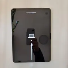 【ジャンク】iPad Air 第６世代 M2 128GB スターライト