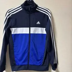 新品・未着用　アディダス　adidas トレーニングウェア上　150cm
