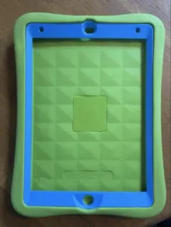 ラスト価格⭐︎オシャレデザイン　iPadケース　kids用にオススメ⭐︎