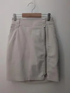 LIP SERVICE タイトスカート