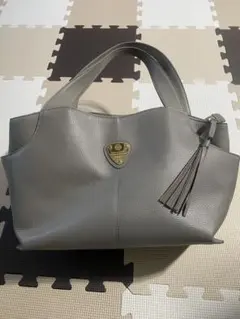 Item thumbnail for item 0345ace7-4ae4-4bee-855a-f35c3851d75e