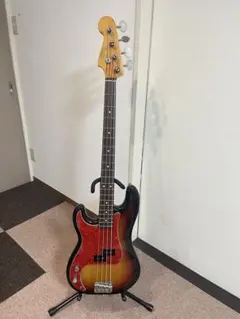 最終値下げ】Fender Precision Bass サンバースト - メルカリ