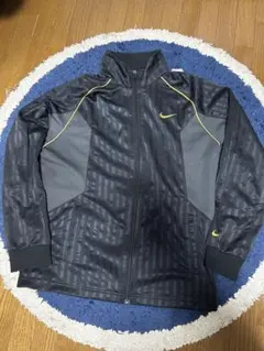 Item thumbnail for item 26045449-2800-48ac-bb6e-c1885e066dc0