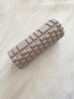 フォームローラー　筋膜ローラー