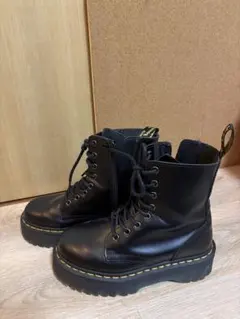 Dr. Martens サイドジップ ブーツ ブラック