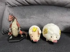 モンスターハンター　ラオシャンロン　プーギー フィギュア　3点セット