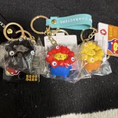 ミャクミャクキーホルダー　関西万博　ポムポムプリン