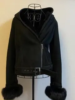 ⭐美品　ムートンライダース風アウターのサムネイル