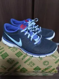 NIKE スニーカー ネイビー ブルー 26cmのサムネイル