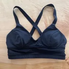 lululemon スポーツブラ ブラック　M〜Lサイズのサムネイル