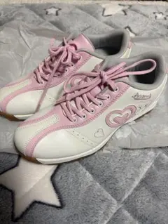 Item thumbnail for item 3cc2f166-b5cb-42a7-ae3b-8b6c4eae0285