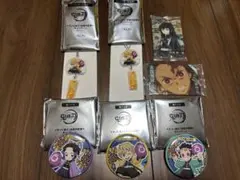 【イオンコラボ】鬼滅の刃 缶バッジ3個、ストラップ2個 +おまけ2点セット