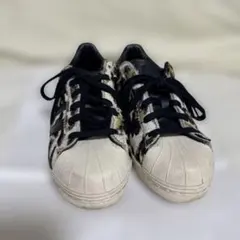 adidas superstar アニマル柄