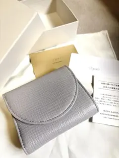 新品未使用✨Epoi エポイ　タック 三つ折り財布　ラベンダー　ミニ財布のサムネイル
