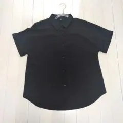 GU 黒 半袖シャツ Mサイズ無地