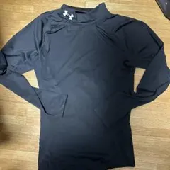Under Armour ブラック 長袖ハイネック