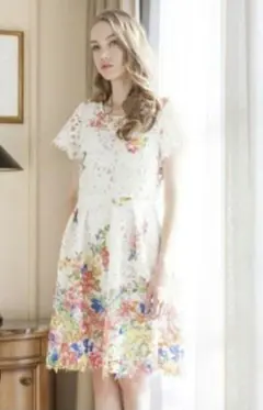 ★美品★Rose Tiara★ボタニカルフラワープリントケミカルレースワンピース