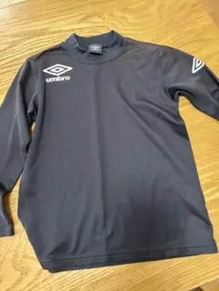 umbro 長袖アンダー 140cm