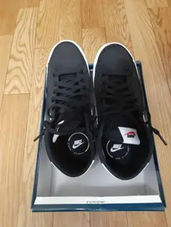 ナイキ コートレガシーキャンバスMlD