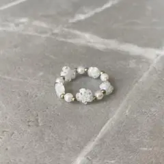 パールとクリスタルのビーズリング