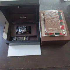 TUDOR Black Bay 79220B 自動巻き時計 本体のサムネイル