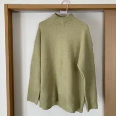 GU ライトグリーン タートルネックセーター M