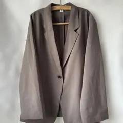 GU ライトウェイトテーラードジャケットＭ