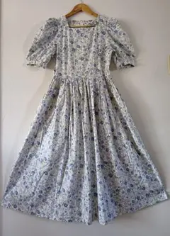 ローラアシュレイ　スクエア襟　花柄ワンピース 11号 　日本製　ヴィンテージ