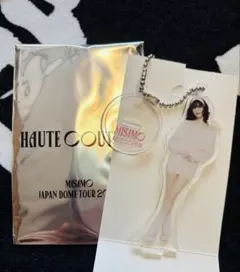 MISAMO ランダムミニアクスタチャーム　モモ